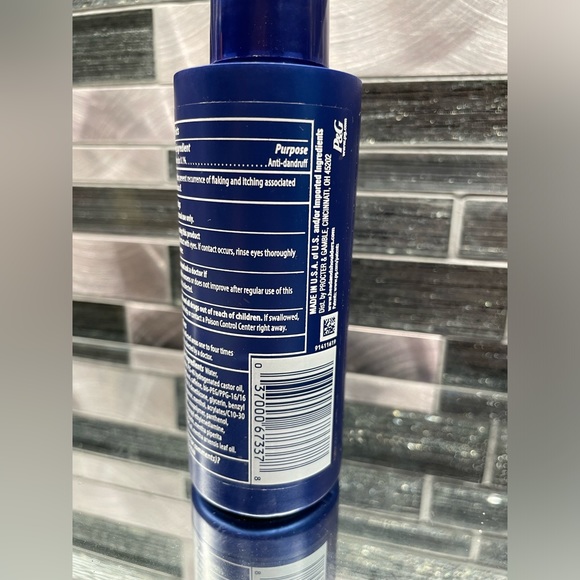 Head and Shoulders Clinical - Picture 2 of 2